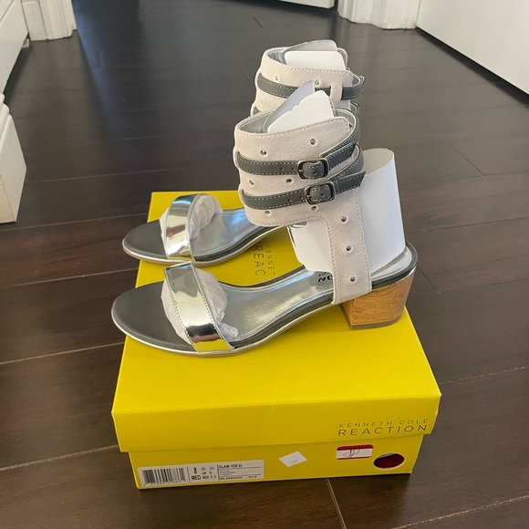 Kenneth Cole Slaw-TER IO sandals - Picture 2 of 6